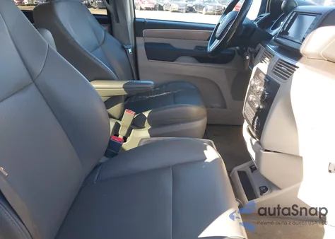 2012 Volkswagen Routan Se z USA, uszkodzony, nr VIN 2C4RVABG9CR136274